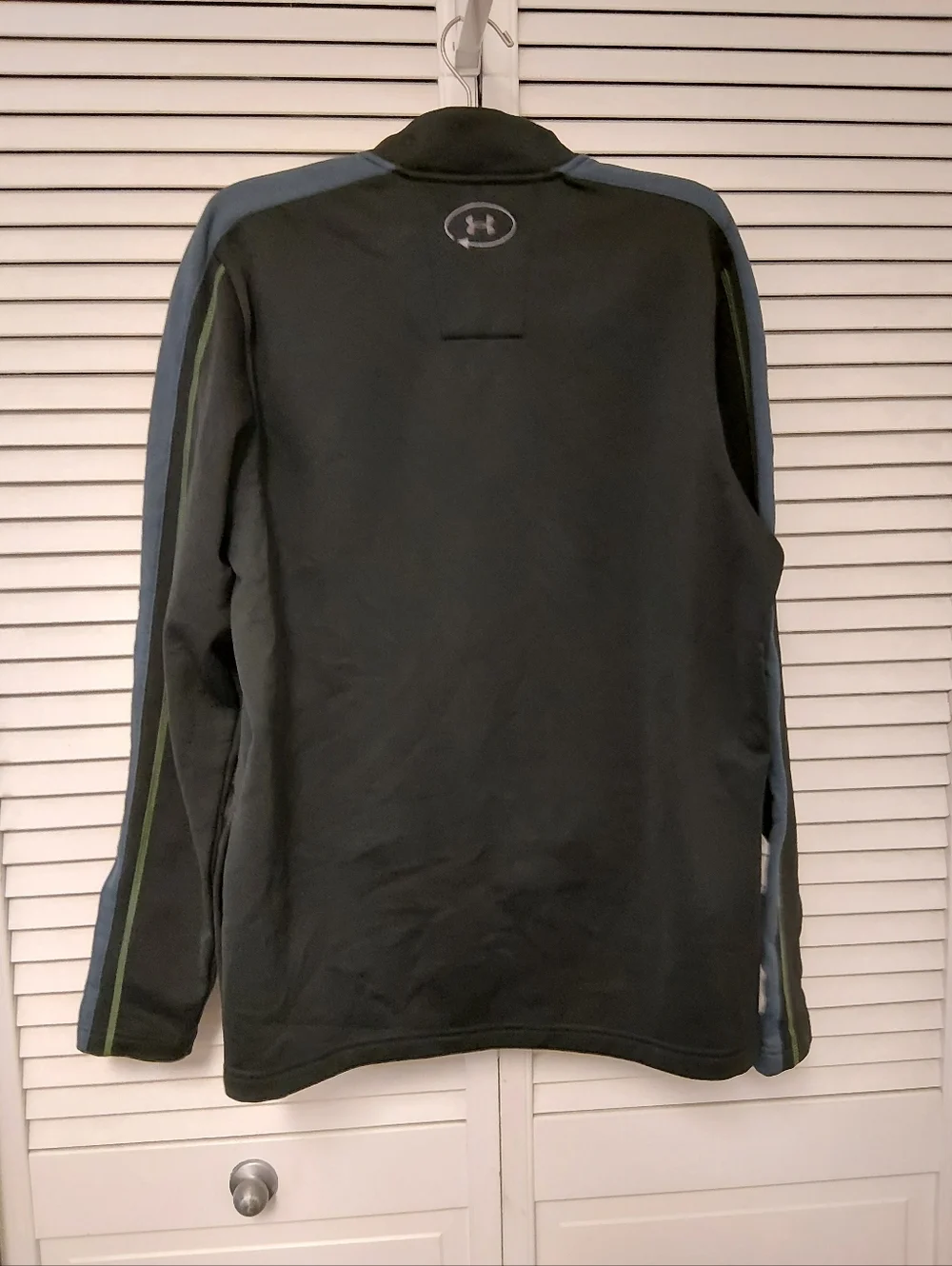 Under Armour Thermal Track Suit Set - Picture 13 of 13